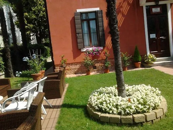 Bed and Breakfast Casanova 4*