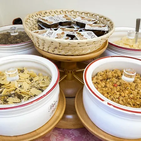 Casanova Bed & Breakfast 4*