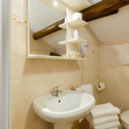 Casanova Bed & Breakfast